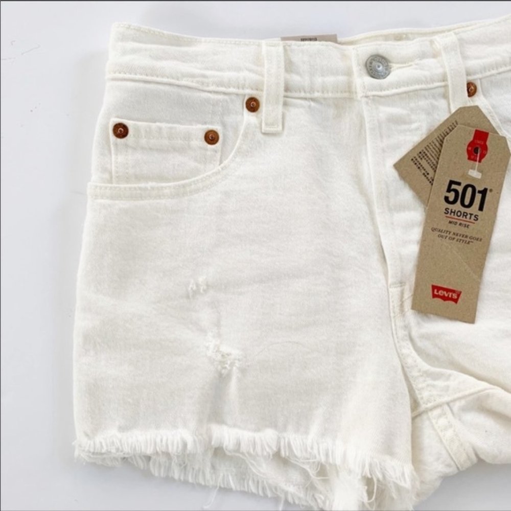 Levi's 501 White Distressed Denim Shorts 31 NWT - Picture 5 of 11